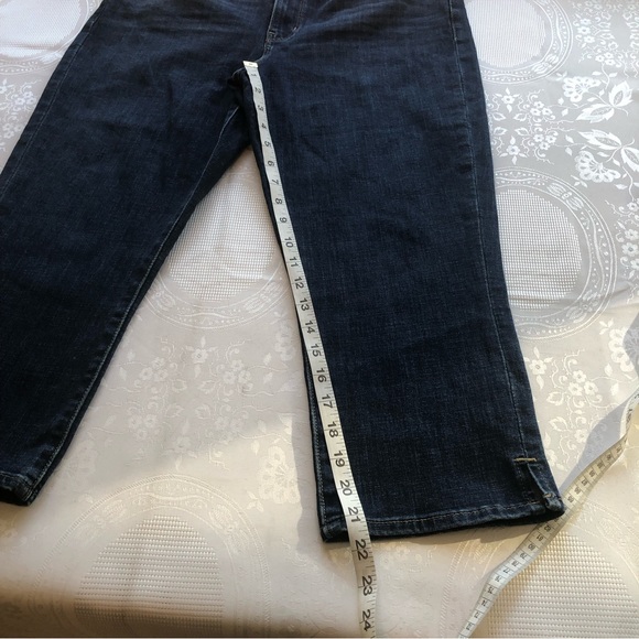 Levi’s Jeans Denim Capri Women’s Size 10 Blue Classic Pants Elastic Waist Cargo - Picture 10 of 16